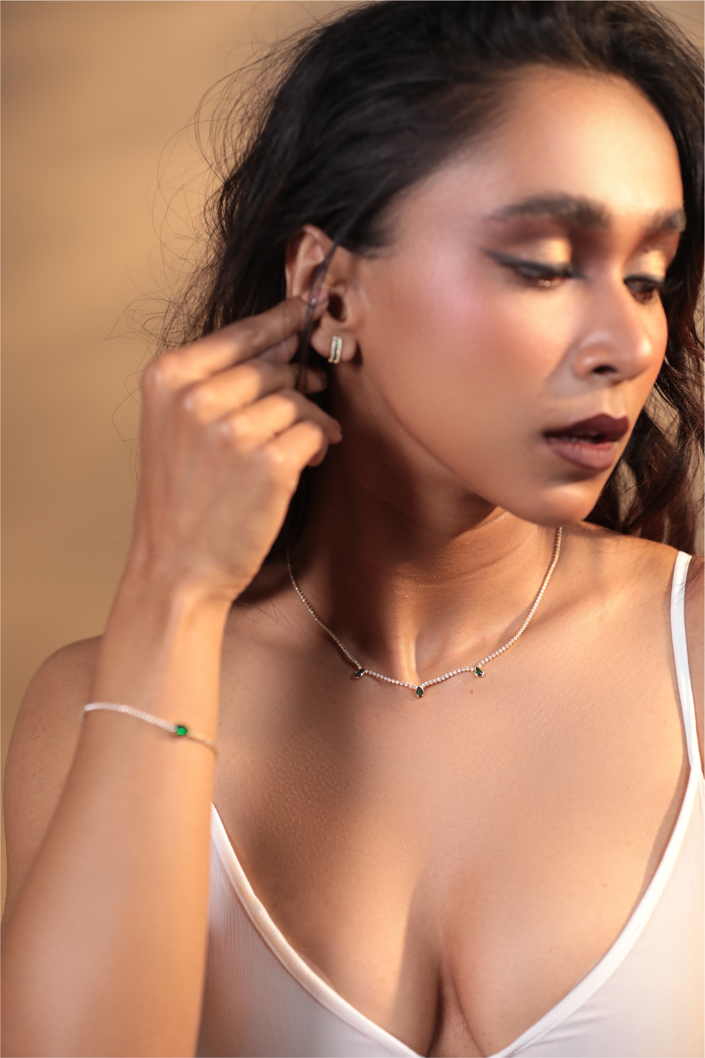 Emerald Empress Necklace & Earrings Set