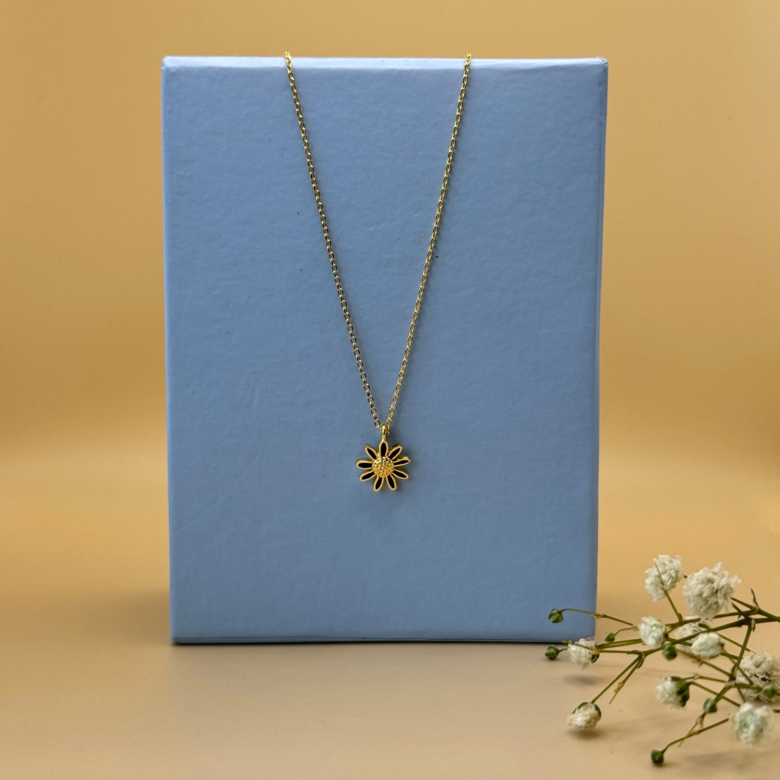 Fresh As A Daisy Necklace