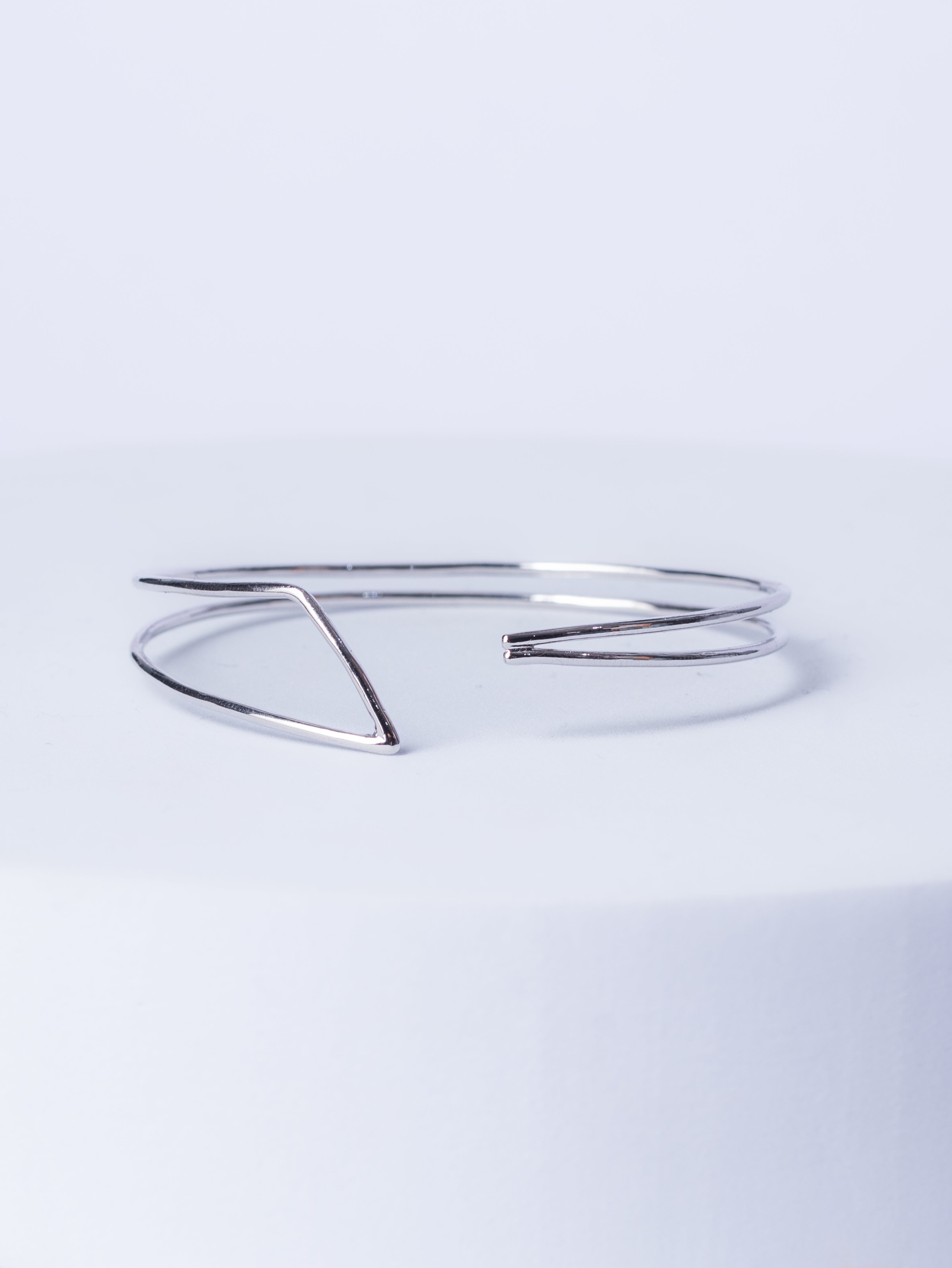 Pure Arc Bracelet