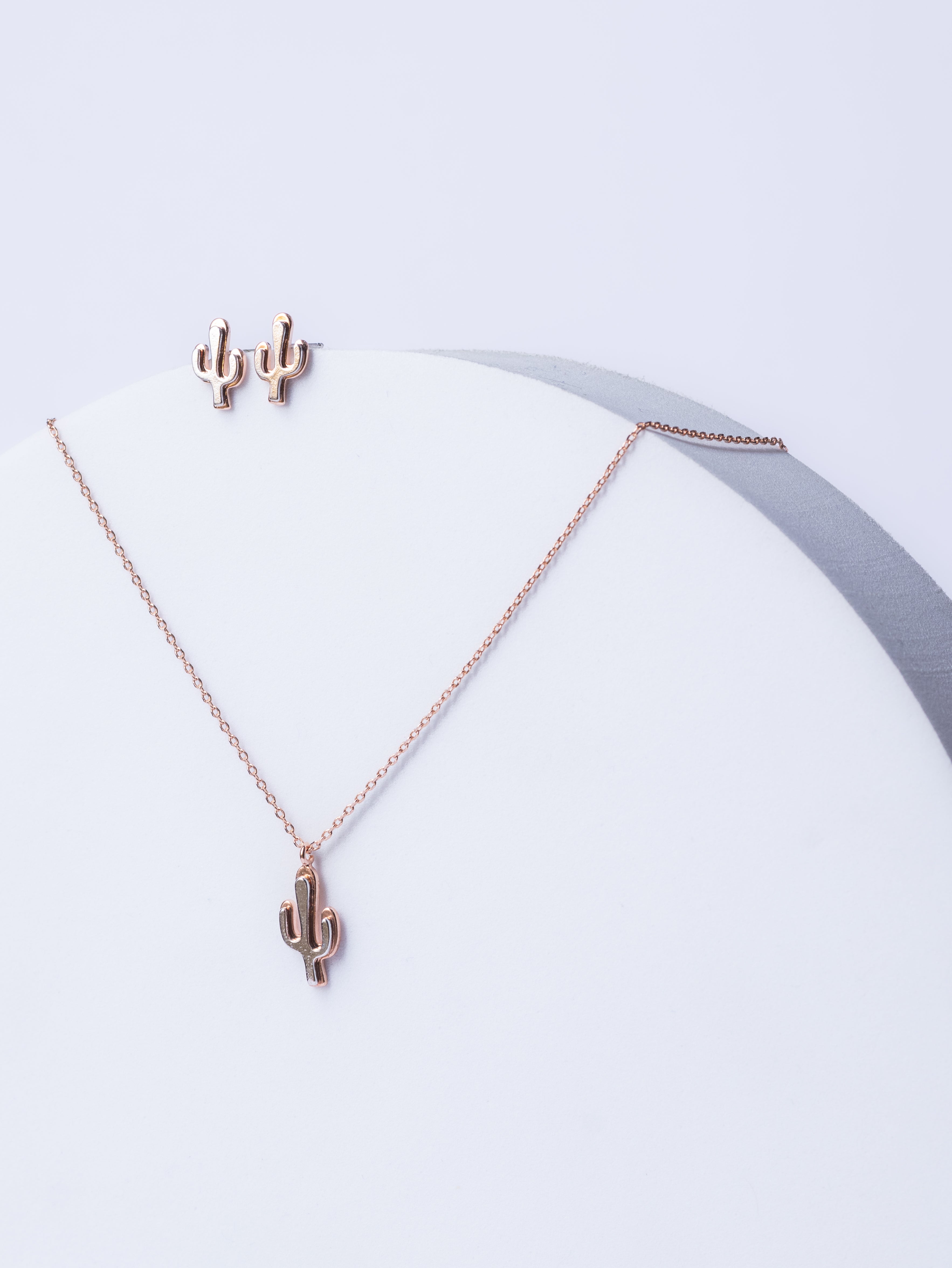 Two toned Cactus necklace