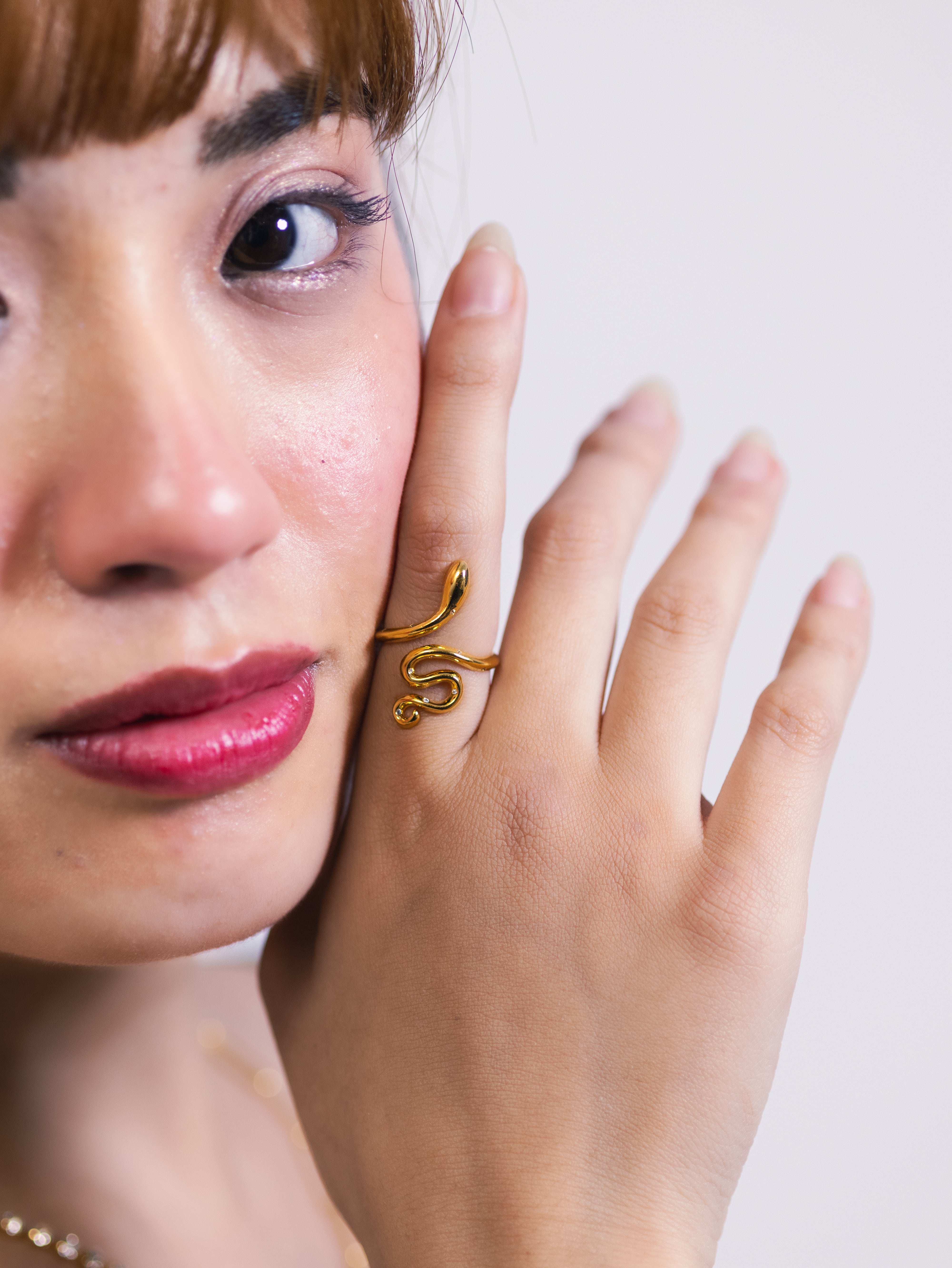Silent Slither Ring